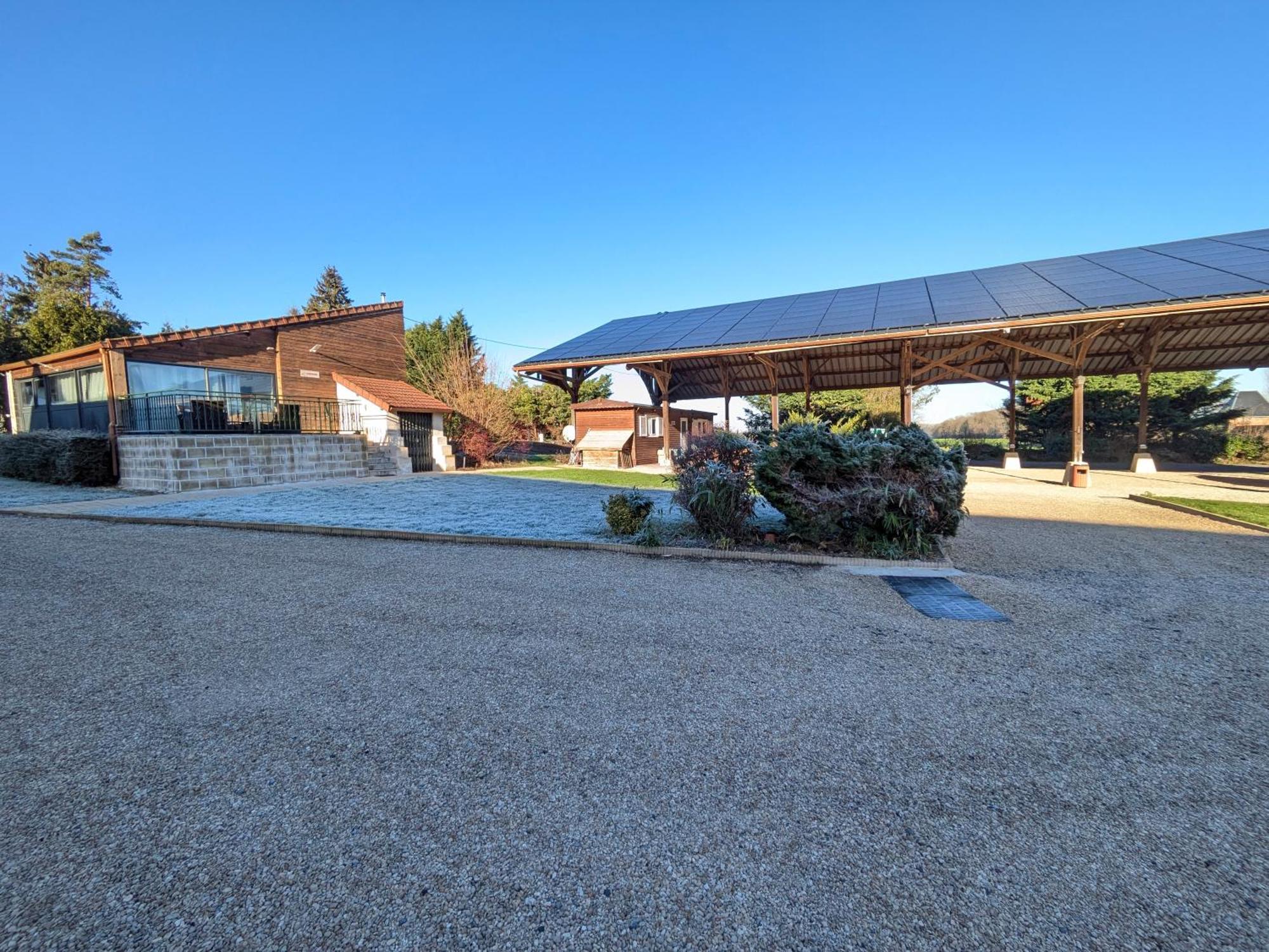 Chateau De Quesmy Exterior photo